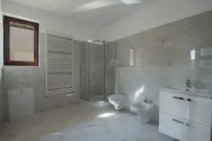 Casa/Vila cu 6 camere ideala rezidential/comerical Ciarda COMISION 0% - imagine 6