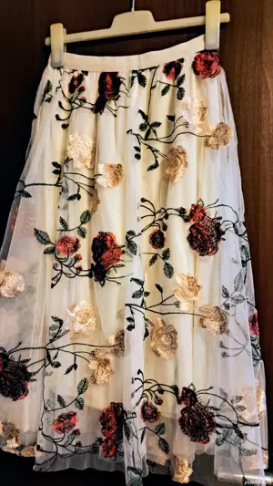Fusta lunga din voal brodat eleganta  - imagine 4