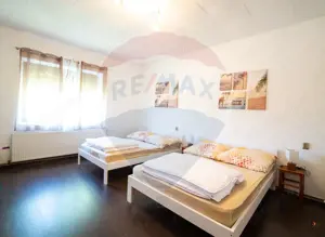 Casă cu 3 apartamente, piscină și 1000 mp teren, vânzare/schimb Turnu - imagine 5