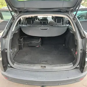 Renault megan 3 1,9 dci 2009 - imagine 4 Renault megan 3 1,9 dci 2009 - imagine 4