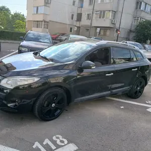 Renault megan 3 1,9 dci 2009 - imagine 3 Renault megan 3 1,9 dci 2009 - imagine 3