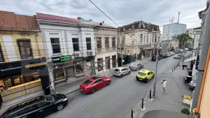 Casă S + P + E, 329 mp, cu spațiu comercial, teren 339 mp, zona Unirii