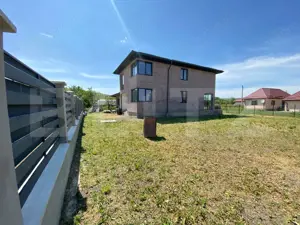 Casă individuală de vânzare în Răscruci – 189 mp utili, 623 mp teren