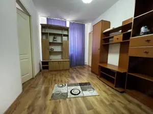 Apartament 2 camere, parter, semidecomandat, renovat in zona Sagului