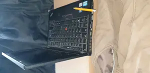 Vând laptop  Lenovo x220 