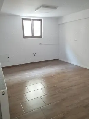 Spatiu de inchiriat, Piata Centrala Bistrita. - imagine 2