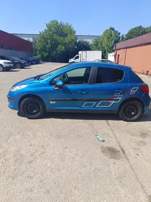 Vând Peugeot 2071. 1,4hdi 20  km 1999 euro  - imagine 4
