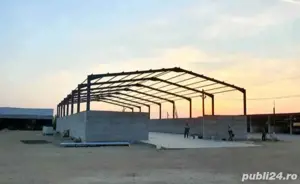 vând hală metalică de pe stoc 