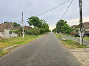 Teren intravilan parcelat constructie case Padureni in centru la 14 km de Timisoara cu utilitati - imagine 6