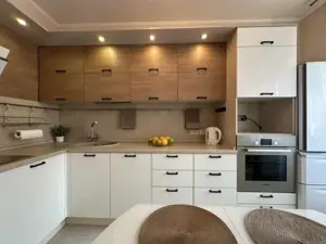 Inchiriez garsoniera spatioasa in zona Stefan cel Mare - imagine 3