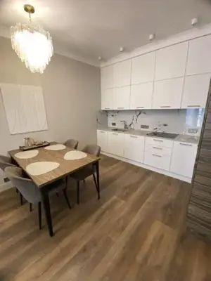 Inchiriez apartament 3 camere in zona Politehnica - imagine 2