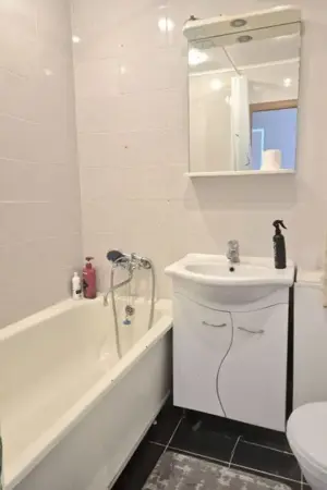 Garsoniera de inchiriat in zona Ghencea - imagine 2