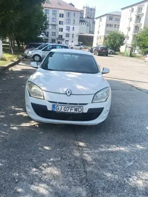 Renault Megane 1.5 dci 2011 - imagine 4