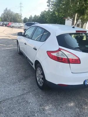 Renault Megane 1.5 dci 2011 - imagine 5