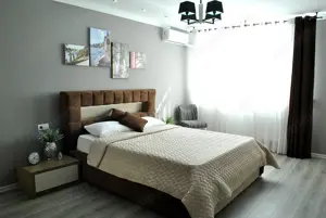 De inchiriat garsoniera in zona Coresi Tractorul