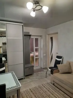 Se ofera spre inchiriere garsoniera in zona Piata Unirii - imagine 3