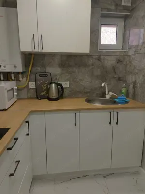 Garsoniera de inchiriat in zona Piata Unirii - imagine 2