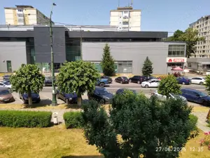 Apartament semidecomandat 3 camere, 62mp (58mp util), etaj 1, Zona Ultracentrală Onești - imagine 9
