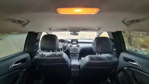 Mercedes Benz GLA 200d 4Matic - imagine 8
