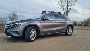 Mercedes Benz GLA 200d 4MATIC - imagine 3