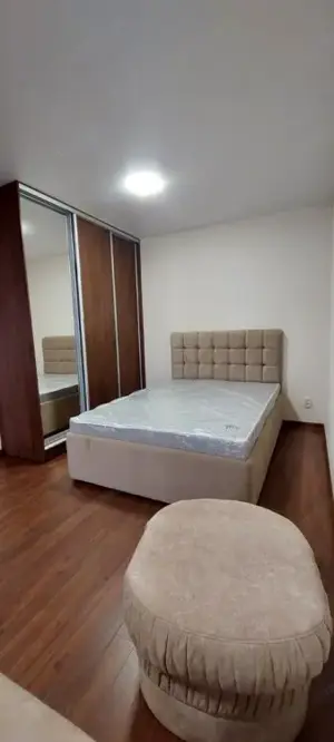 Apartament cu 2 camere de inchiriat in zona Florilor