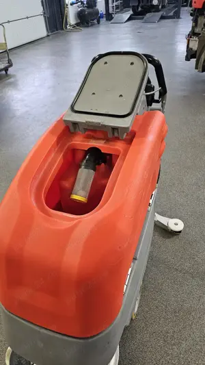 Cautam Electromecanic reparatii utilaje - imagine 3