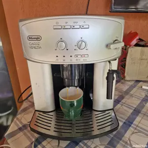 Espressor de cafea automat Delonghi Caffe Venezia 