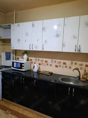 Ofer spre inchiriere garsoniera in zona Basarab - imagine 2 Ofer spre inchiriere garsoniera in zona Basarab - imagine 2