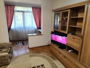 Garsoniera de inchiriat in zona Judetean - imagine 2