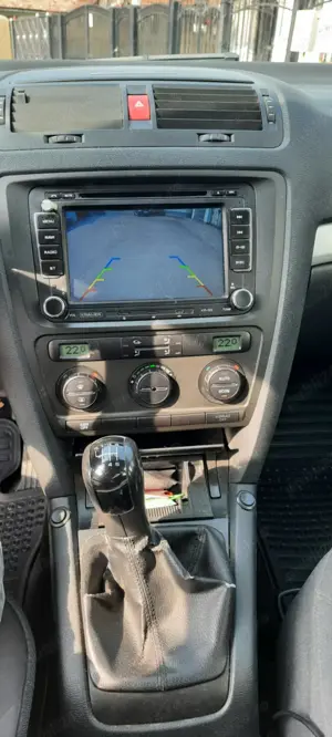 Vând autoturism Skoda  - imagine 3