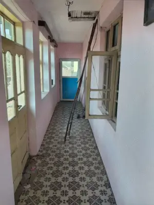 Casă taraneasca de vanzare - imagine 4