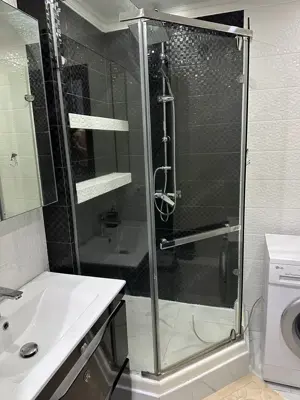 Ofer spre inchiriere garsoniera in zona Gorjului