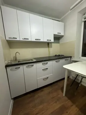 Se ofera spre inchiriere garsoniera in zona Gorjului - imagine 5 Se ofera spre inchiriere garsoniera in zona Gorjului - imagine 5