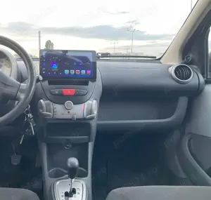 Toyota Aygo automata intretinuta cu navigatie touchscreen Carplay - imagine 2