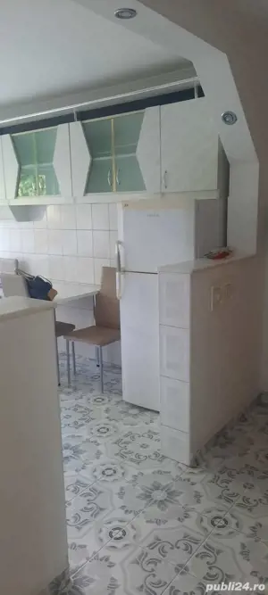 Inchiriez Apartament 2 Camera zona centrala Bistrita