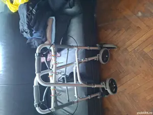 vand mergator  din aluminium