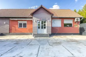 Casă 3 camere si teren 765 mp de vanzare Micalaca,Arad