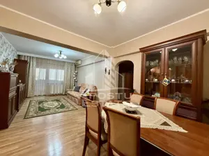 Apartament 3 camere si birou de vanzare zona Dorobantilor Timisoara