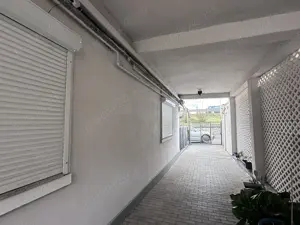 Persoana fizica vand 2 case la 5 minute de Teatru National - imagine 2