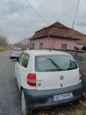 Dezmembrez sau vând volswagen fox 2008 