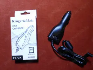 Incarcator auto Kruger&Matz model KM0008 Universal