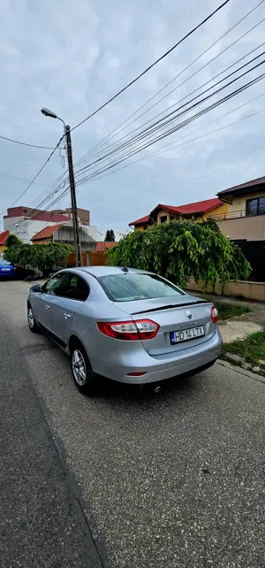 Vând Renault Fluence - imagine 2