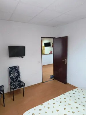 Apartament 3 camere lângă Kaufland Năvodari la parter tel o74414o388 - imagine 2