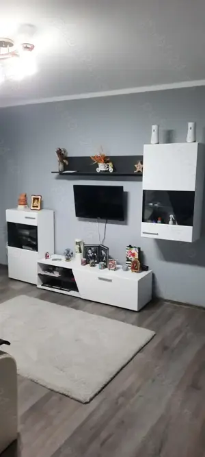 Apartament de închiriat 2 camere decomandat 