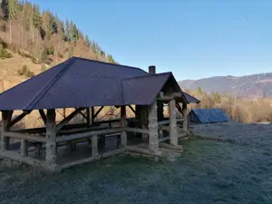 Proprietate 8ha si cabana de vanzare in Bucovina Campulung Moldovenesc - imagine 5