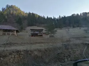 Proprietate 8ha si cabana de vanzare in Bucovina Campulung Moldovenesc - imagine 4