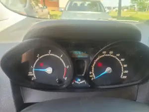 Vand Ford Transit Courier 1,5 TDCI