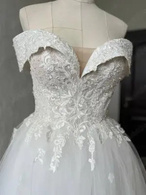 OFERTA!Rochita de mireasa NOUA