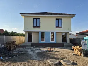 Duplex in centrul Comunei Sacalaz P+E+Pod, 4 camere