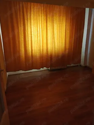 Apartament 3 camere, etaj 2, ultracentrlal Deva  - imagine 4